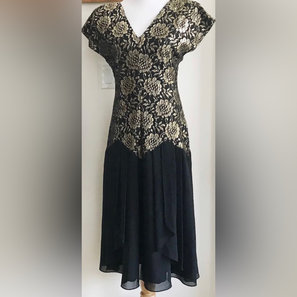 80s Black and Gold Floral V-Neck Evening Dress
